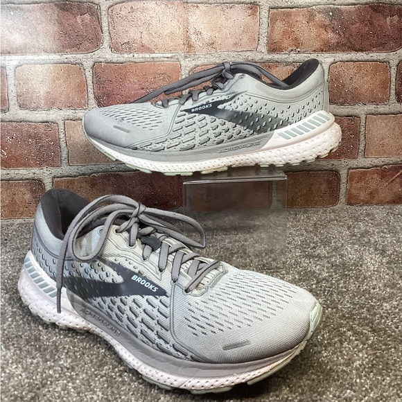 Brooks Shoes - Brooks Adrenaline 21 Women’s Running Shoes sneakers size 7.5